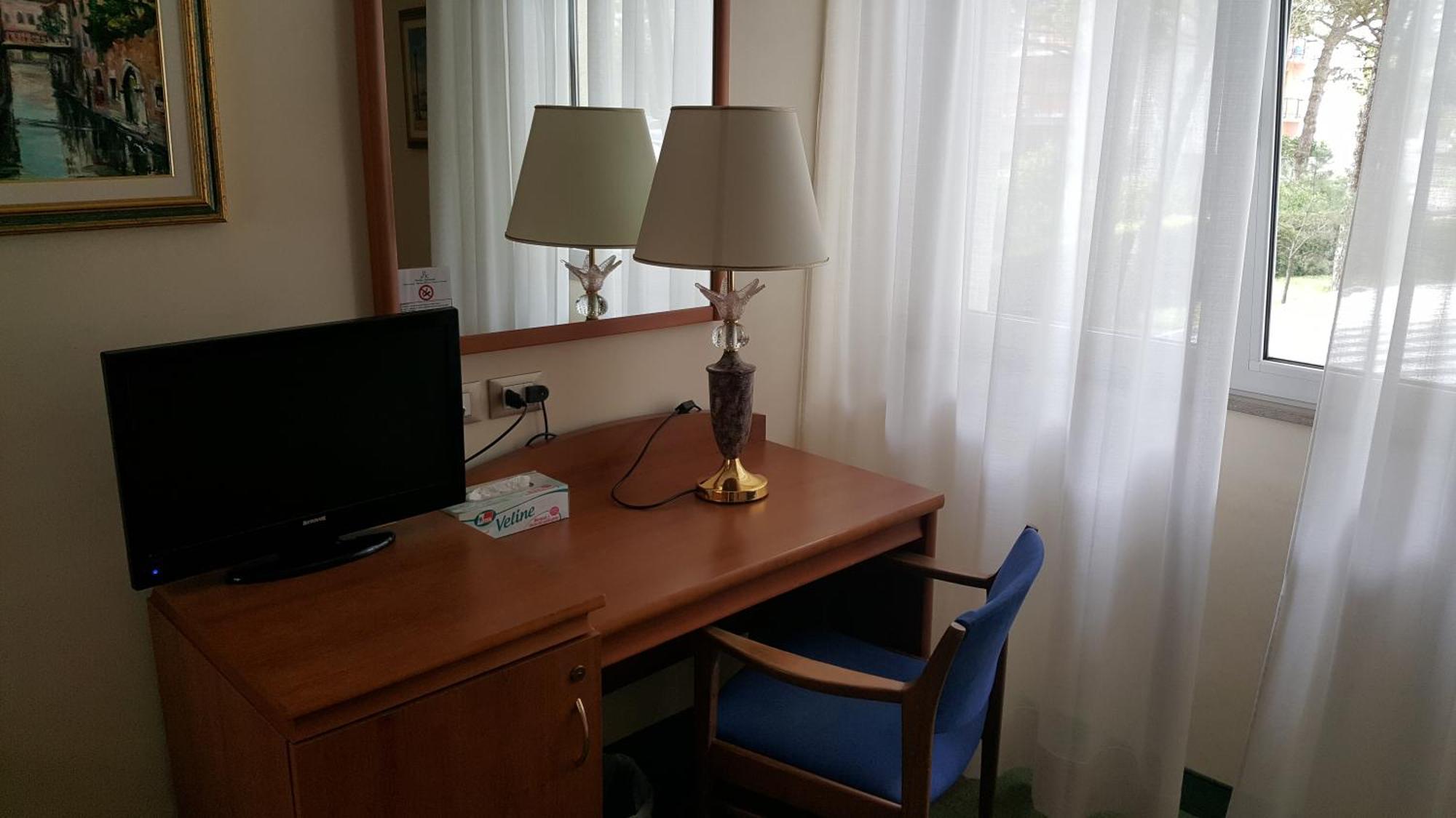 Hotel Arizona Lignano Sabbiadoro Chambre photo