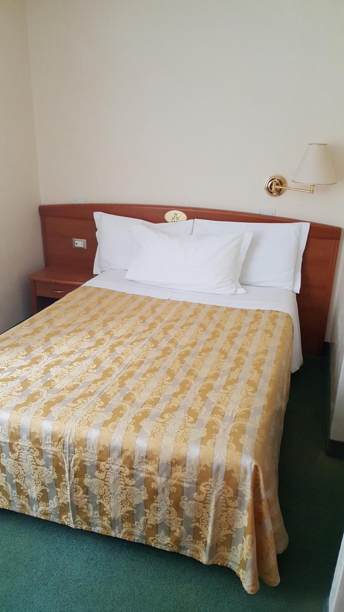 Hotel Arizona Lignano Sabbiadoro Chambre photo
