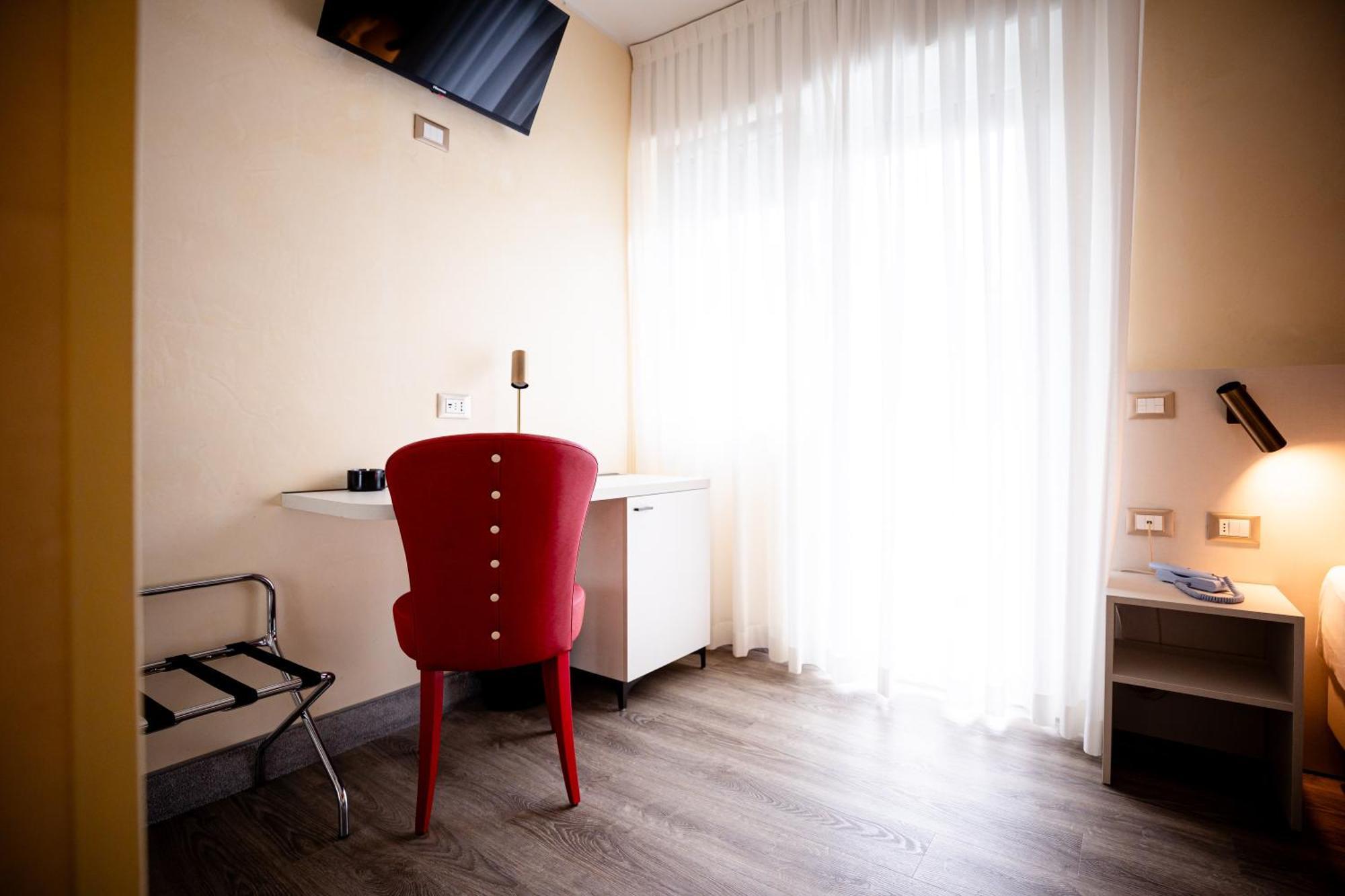 Hotel Arizona Lignano Sabbiadoro Extérieur photo